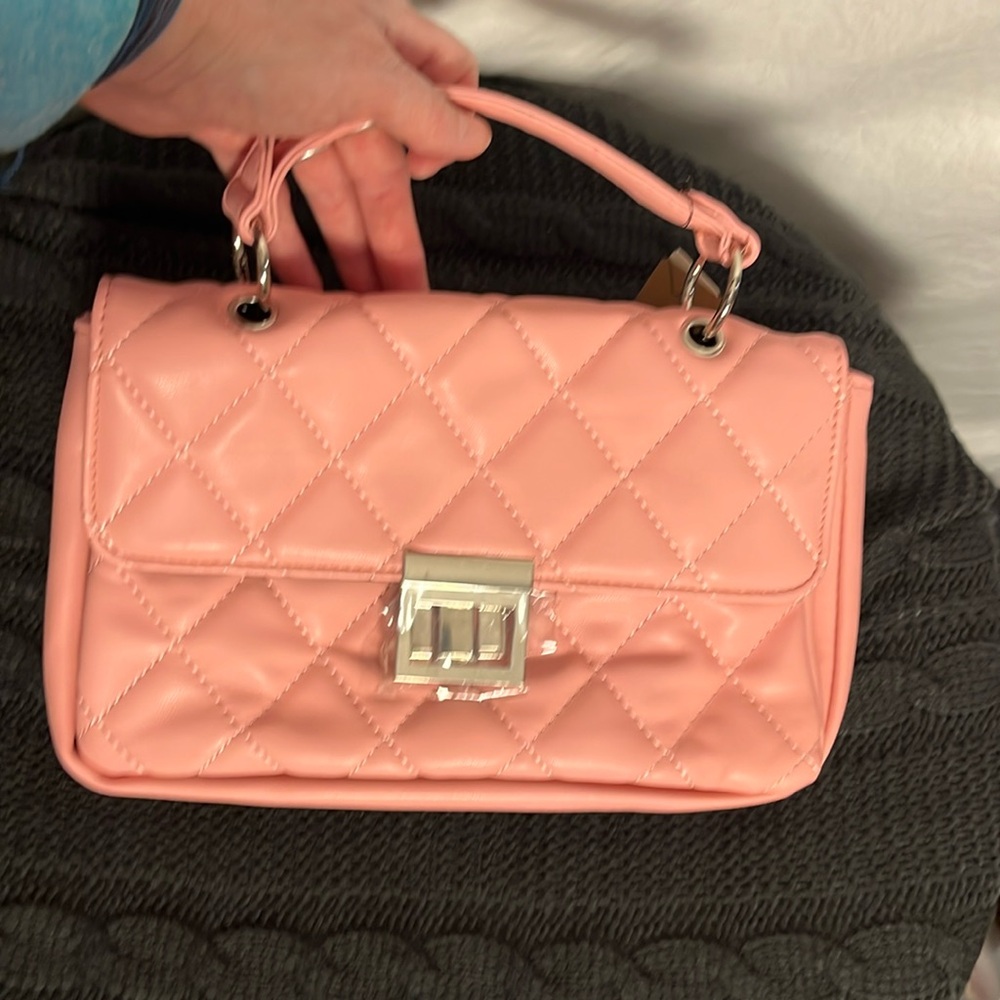 NWT  Hello 3 aM USA pink quilted handbag with detachable cross body strap